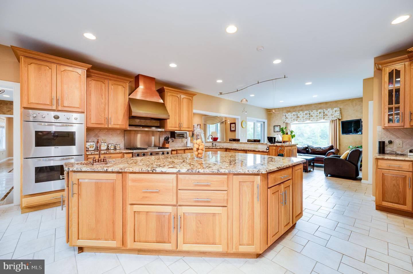 12 Chestnut Hill Drive photo 40