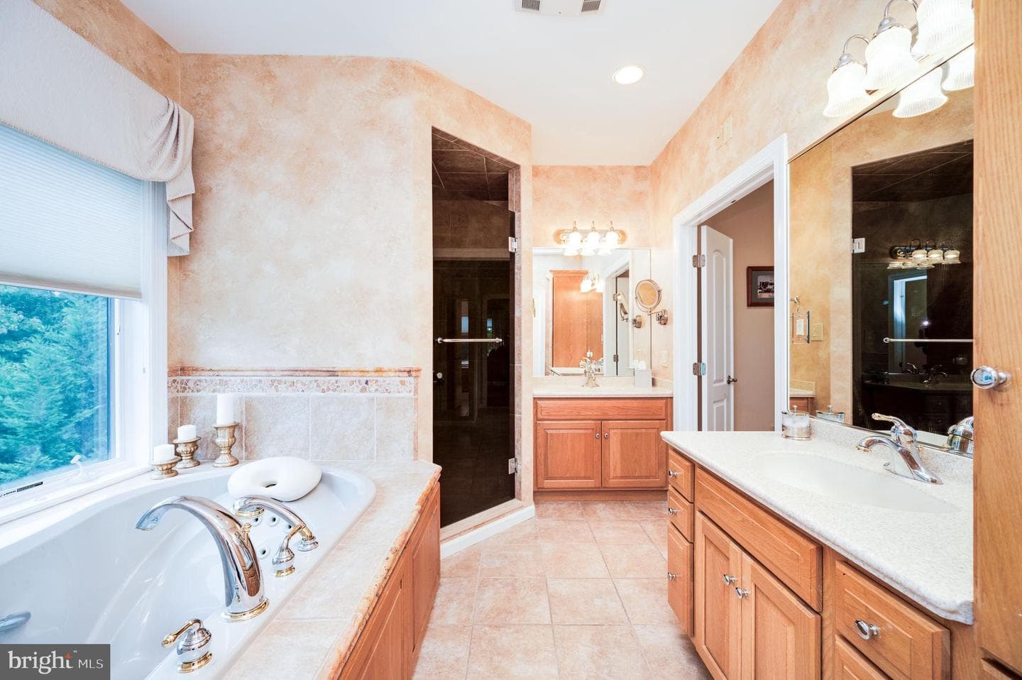 12 Chestnut Hill Drive photo 53