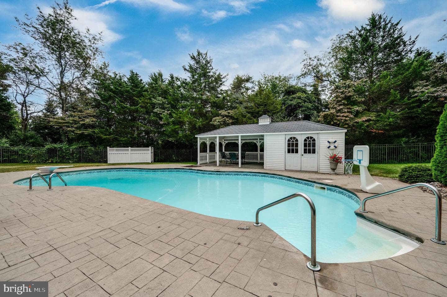 12 Chestnut Hill Drive photo 82