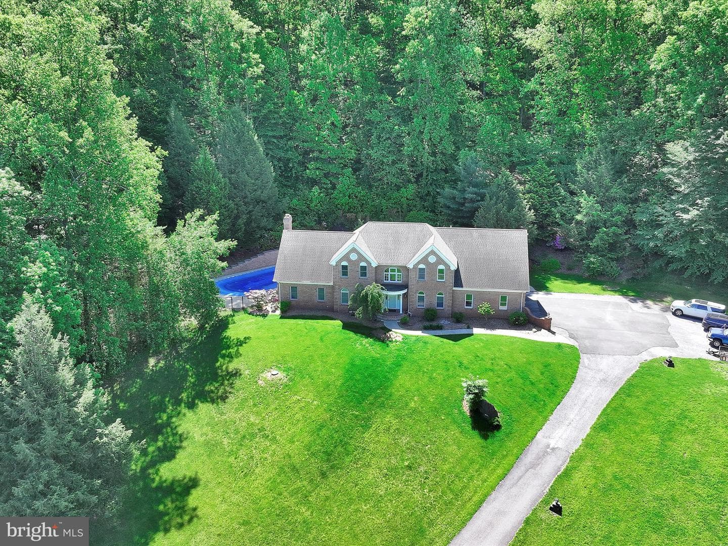 818 Green Hills Road photo 2
