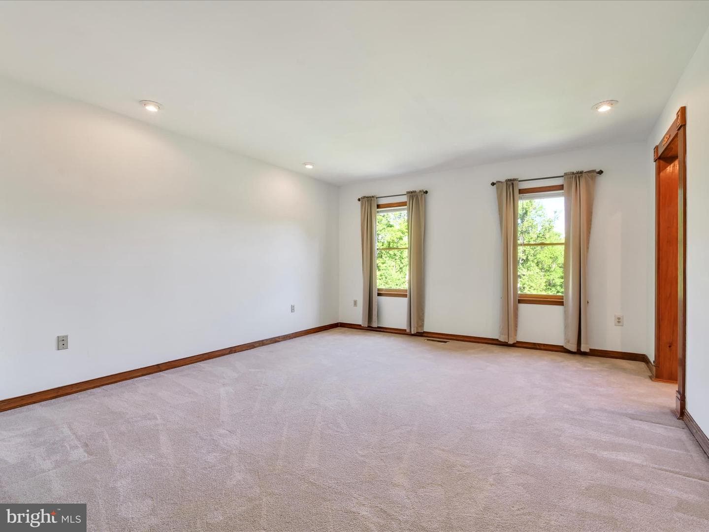 818 Green Hills Road photo 48