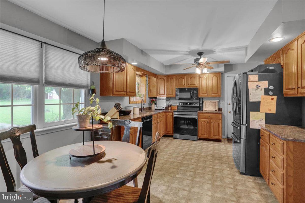 281 Sharadin Road photo 10