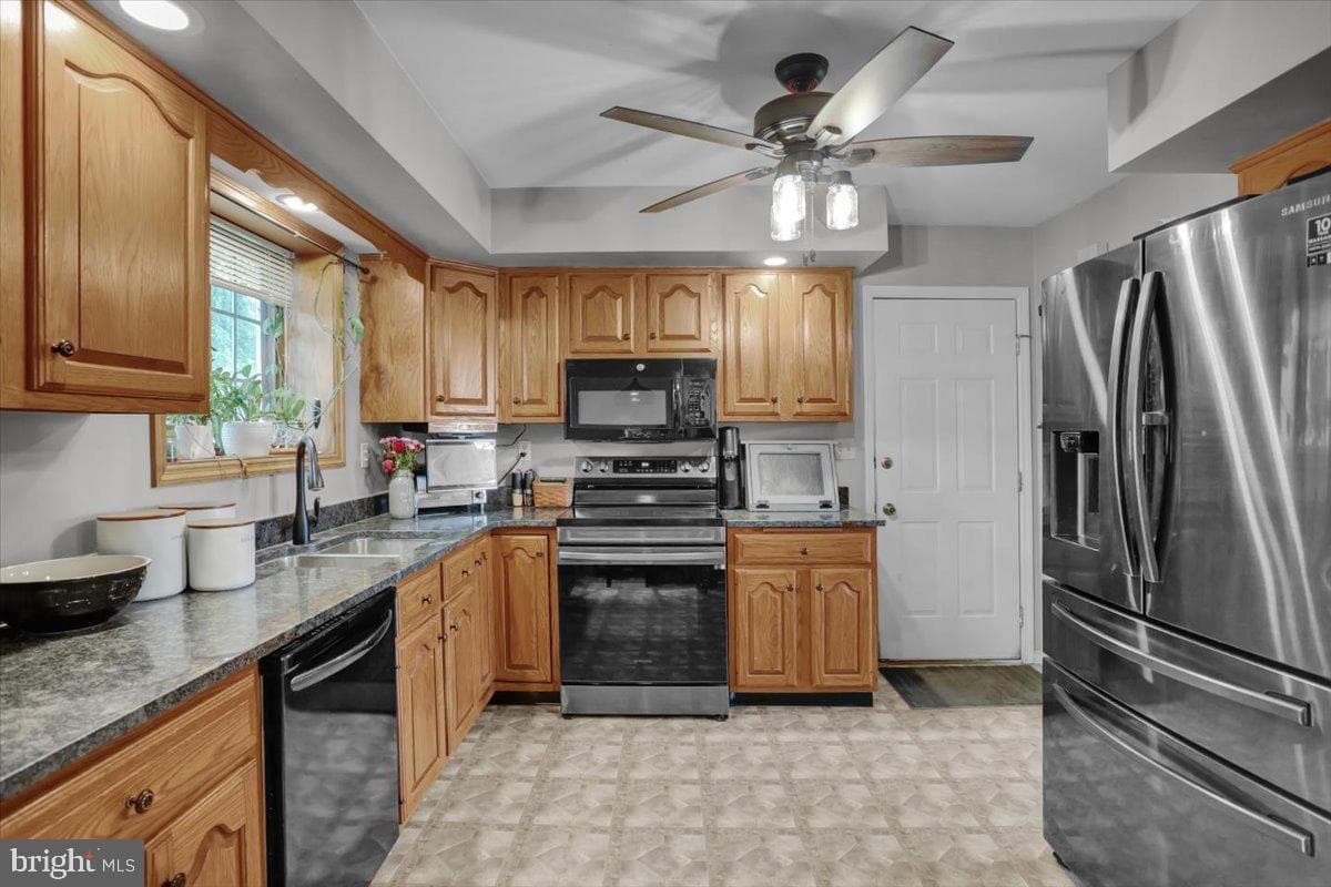 281 Sharadin Road photo 11