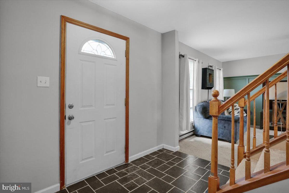 281 Sharadin Road photo 4