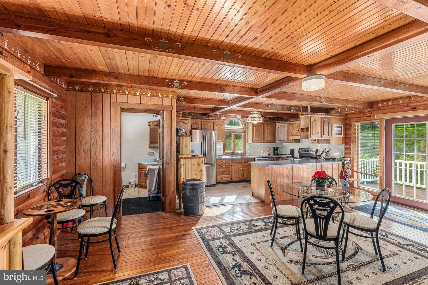 2033 Weisstown Road photo 15