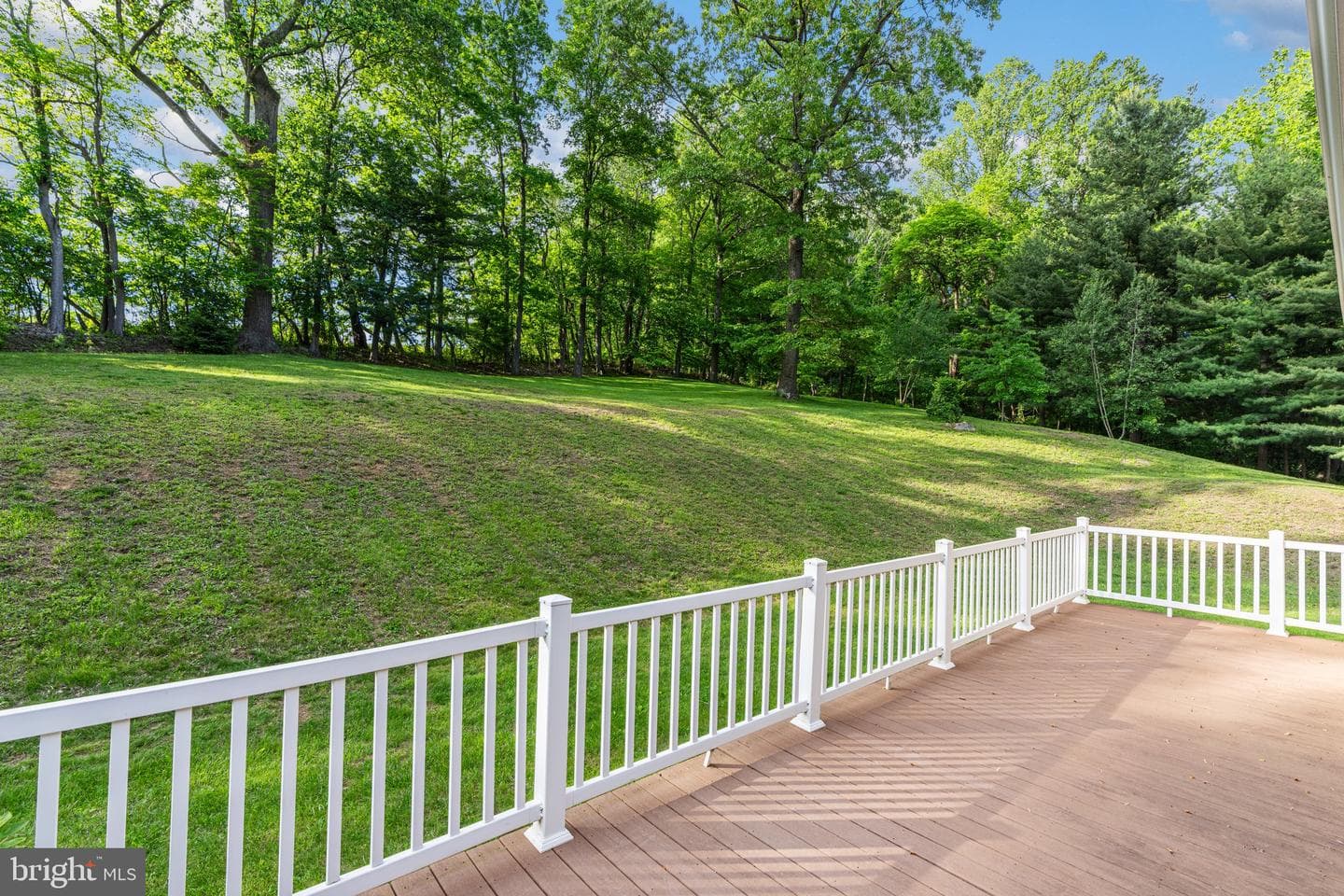 2033 Weisstown Road photo 33