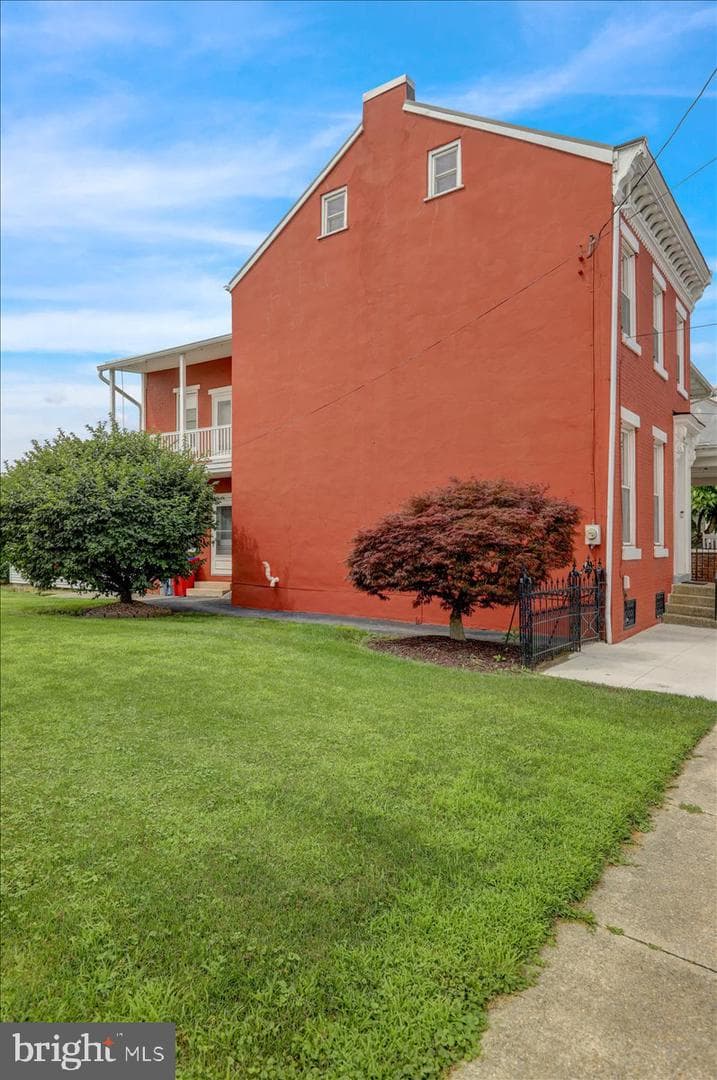 128 State Street photo 5