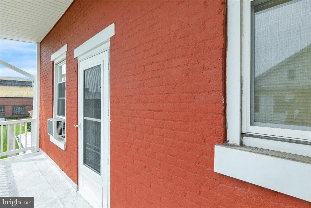 128 State Street photo 7