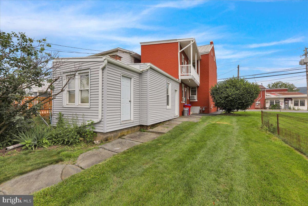 128 State Street photo 8