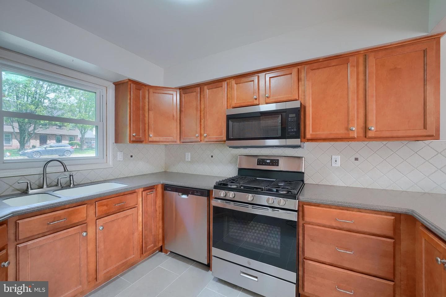 4684 Pheasant Run photo 23