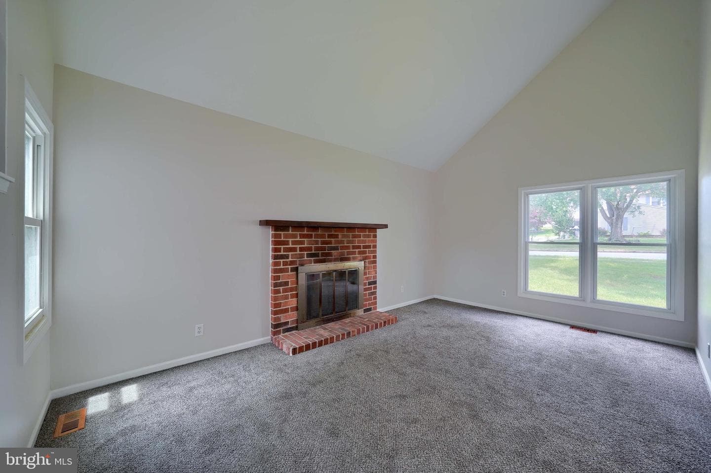 4684 Pheasant Run photo 30
