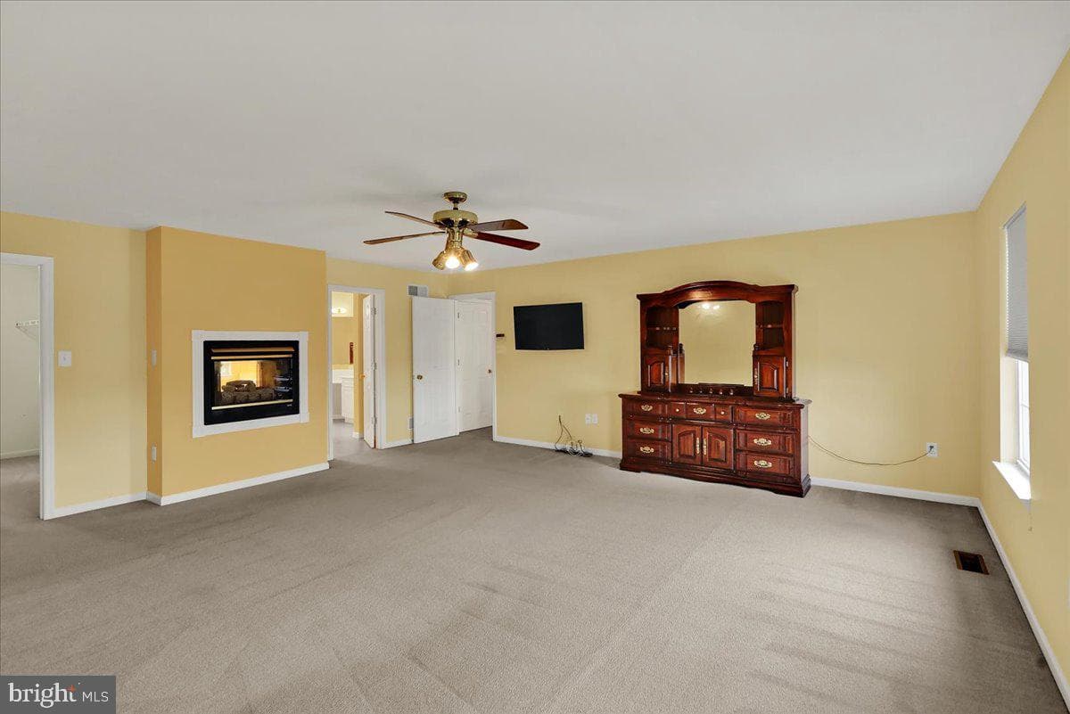 203 Barrington Drive photo 23
