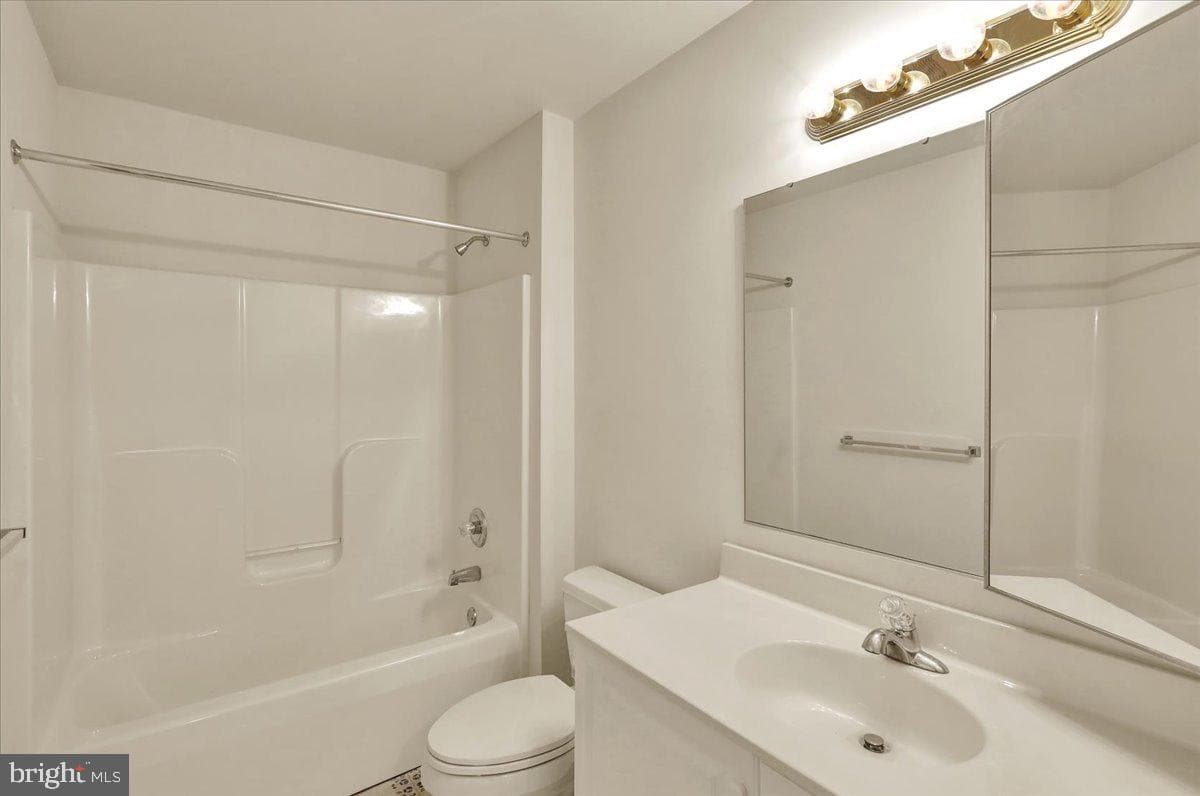 203 Barrington Drive photo 34