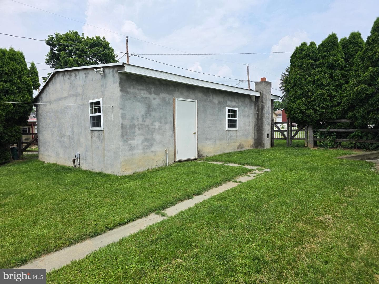 120 S Morwood Avenue photo 32