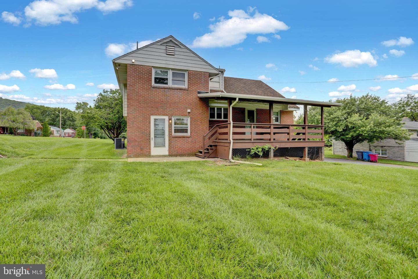 1415 Rockland Street photo 5