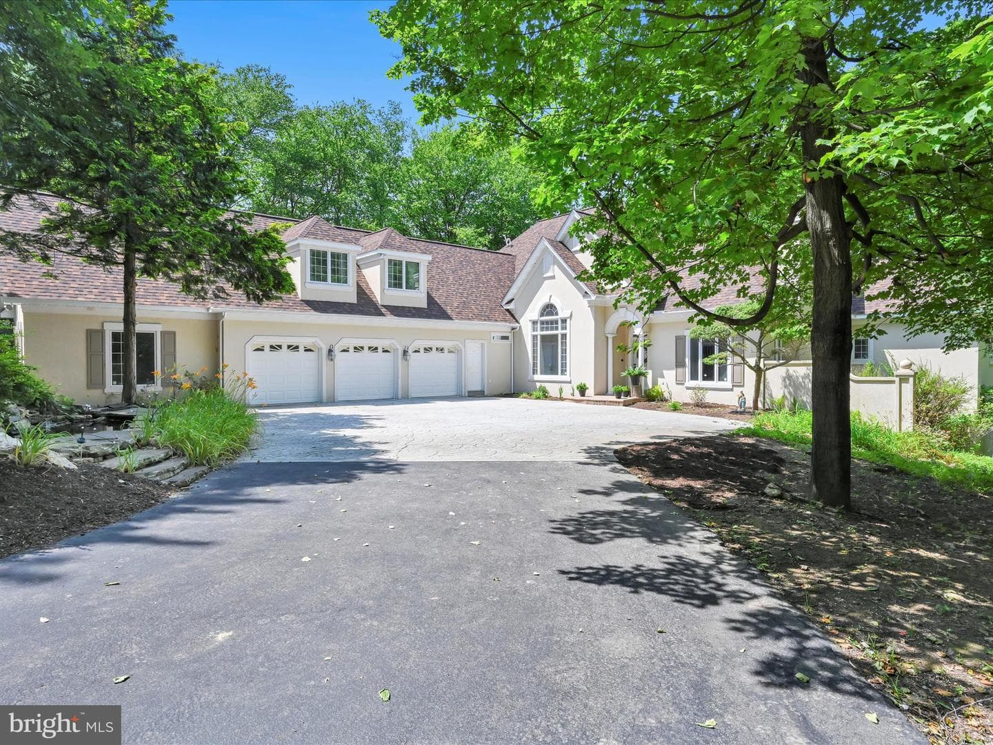 1035 Hill Road photo 10