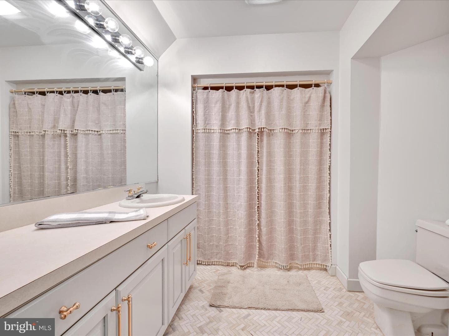 1035 Hill Road photo 59