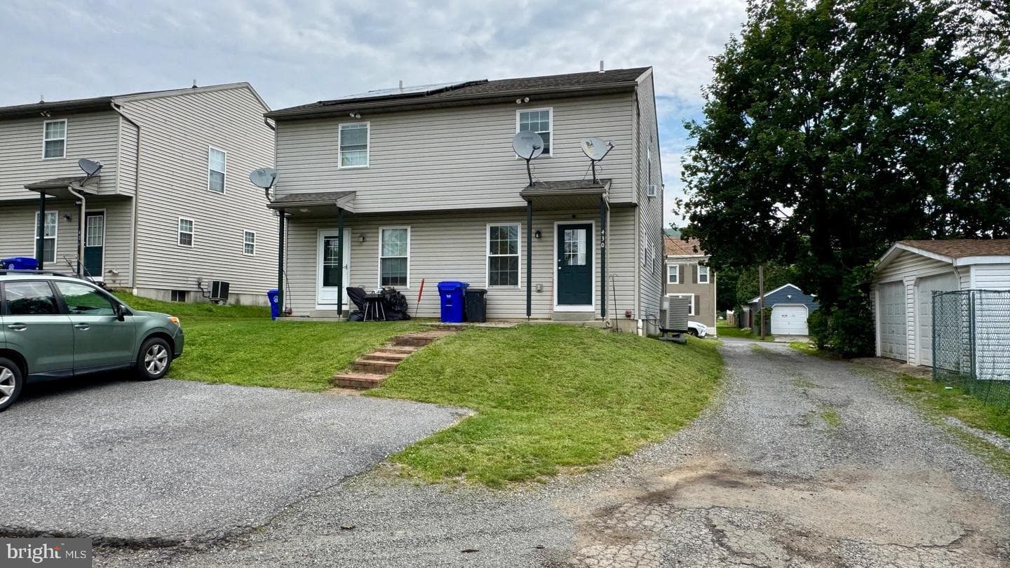 430 Carroll Street photo 18