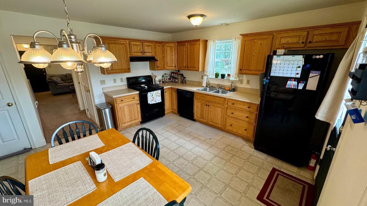 430 Carroll Street photo 7