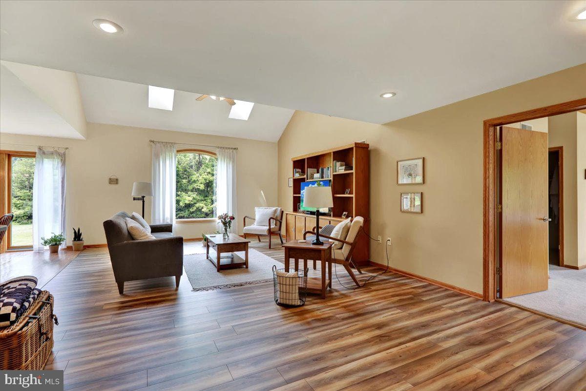 96 Gunhart Road photo 12