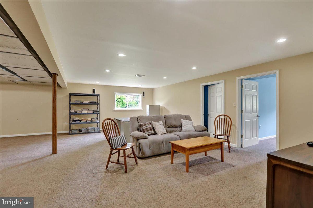 96 Gunhart Road photo 37