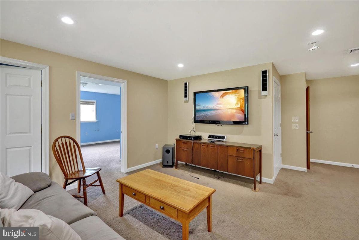 96 Gunhart Road photo 40