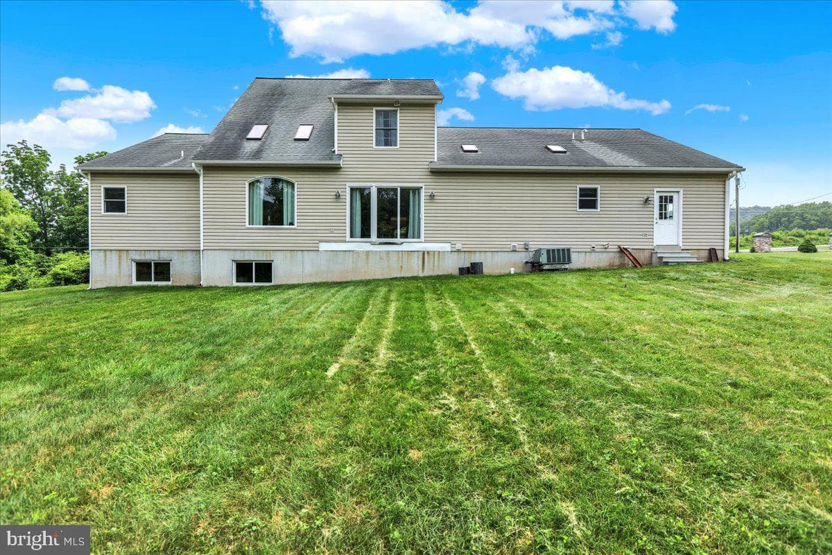 96 Gunhart Road photo 44