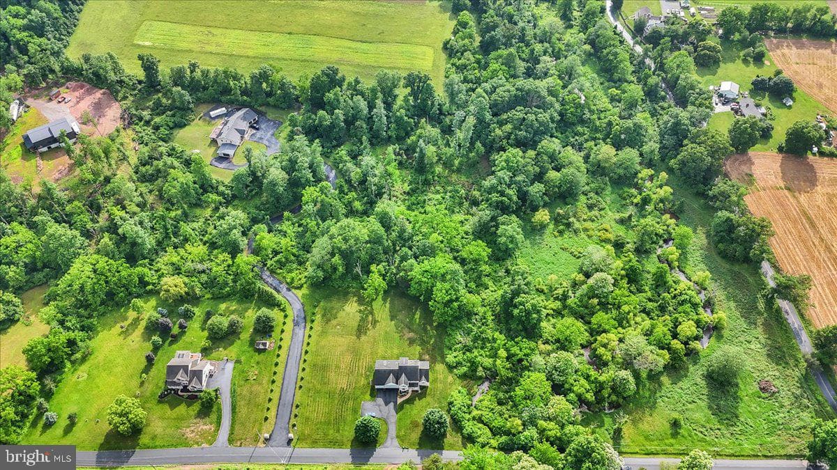 96 Gunhart Road photo 48