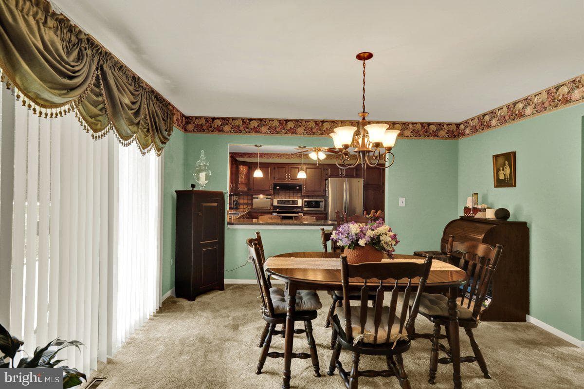 565 Shelbourne Road photo 15