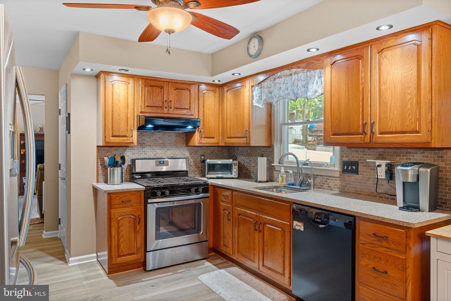 1036 Boeshore Circle photo 15