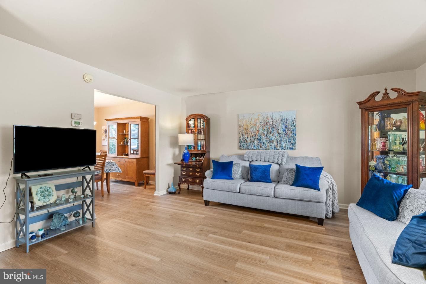 1036 Boeshore Circle photo 6