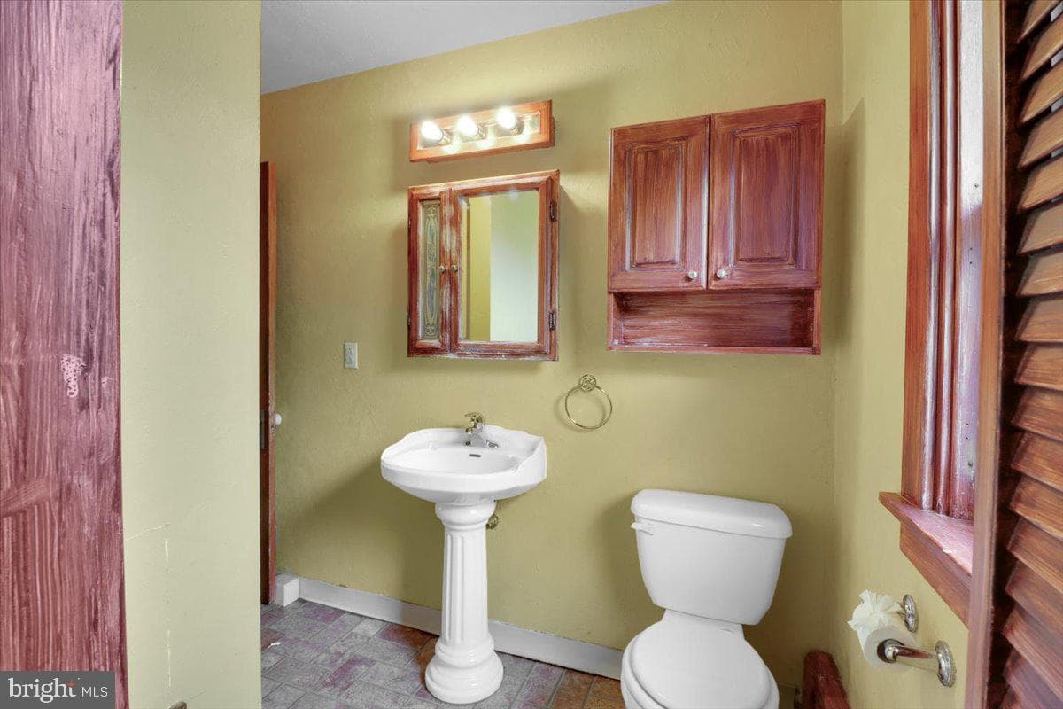 54 Norman Street photo 21