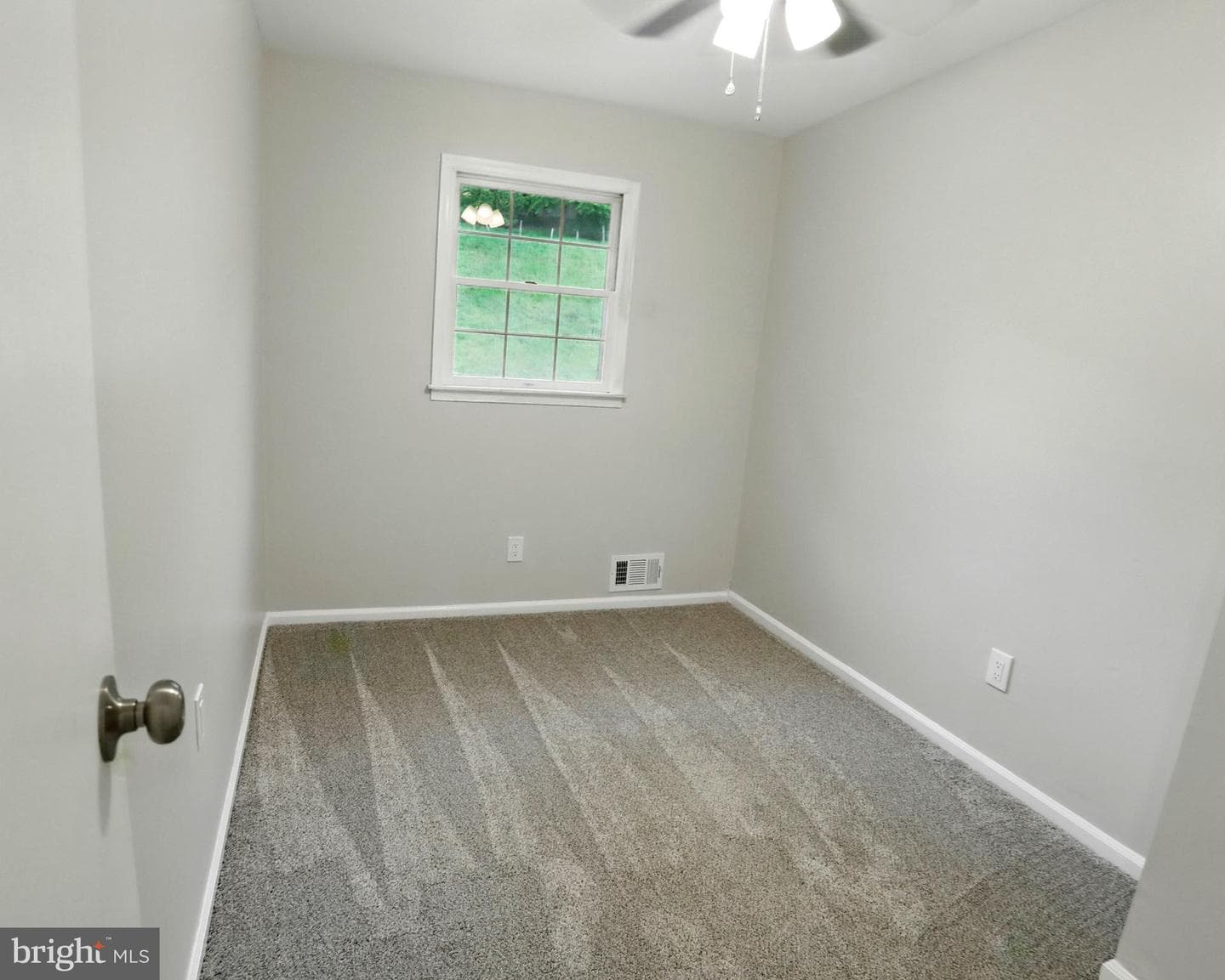 119 Village Drive photo 27