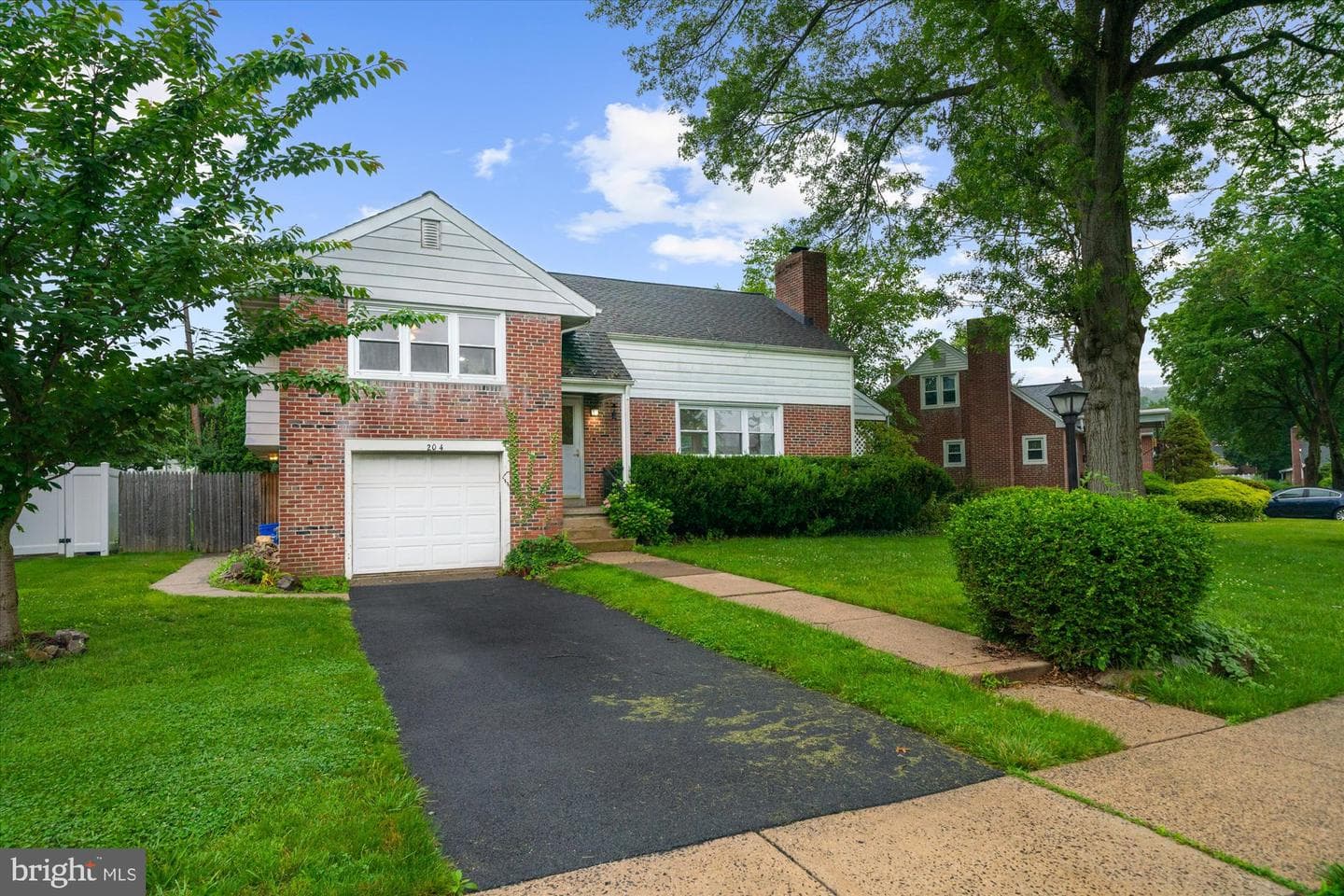 204 Opal Avenue photo 2