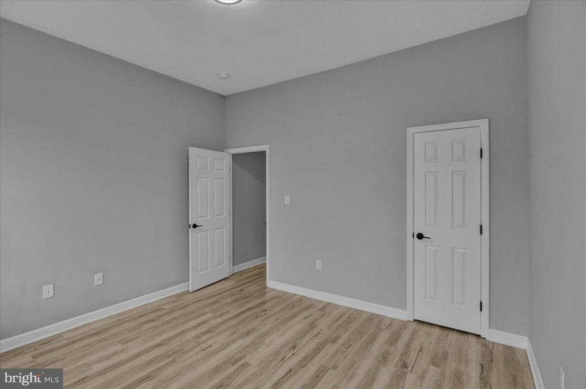 446 S 15th Street photo 17