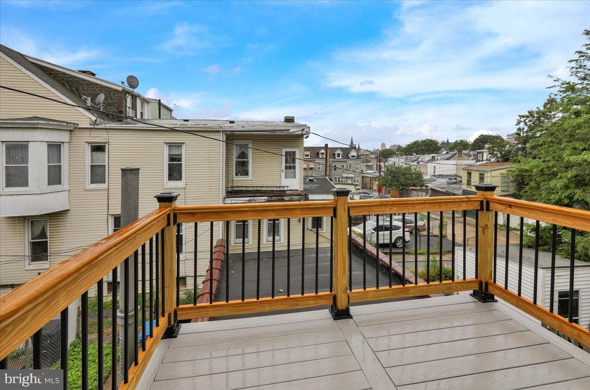 446 S 15th Street photo 30