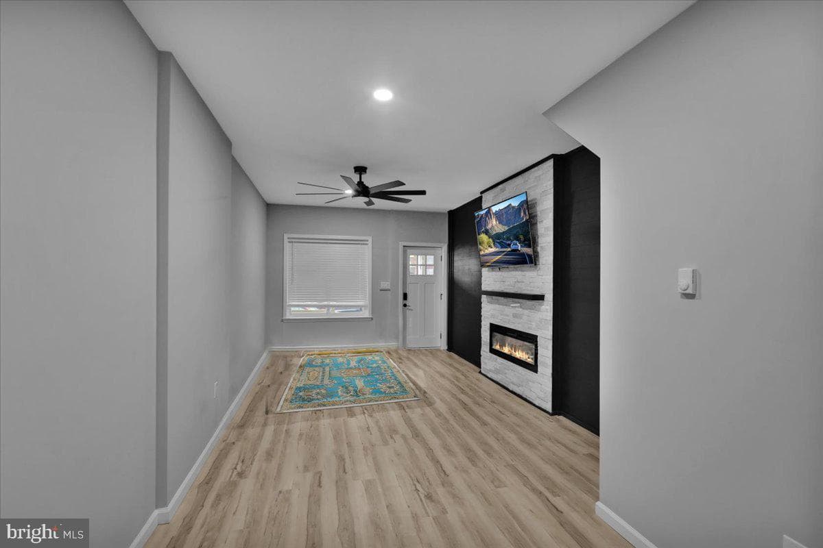 446 S 15th Street photo 8