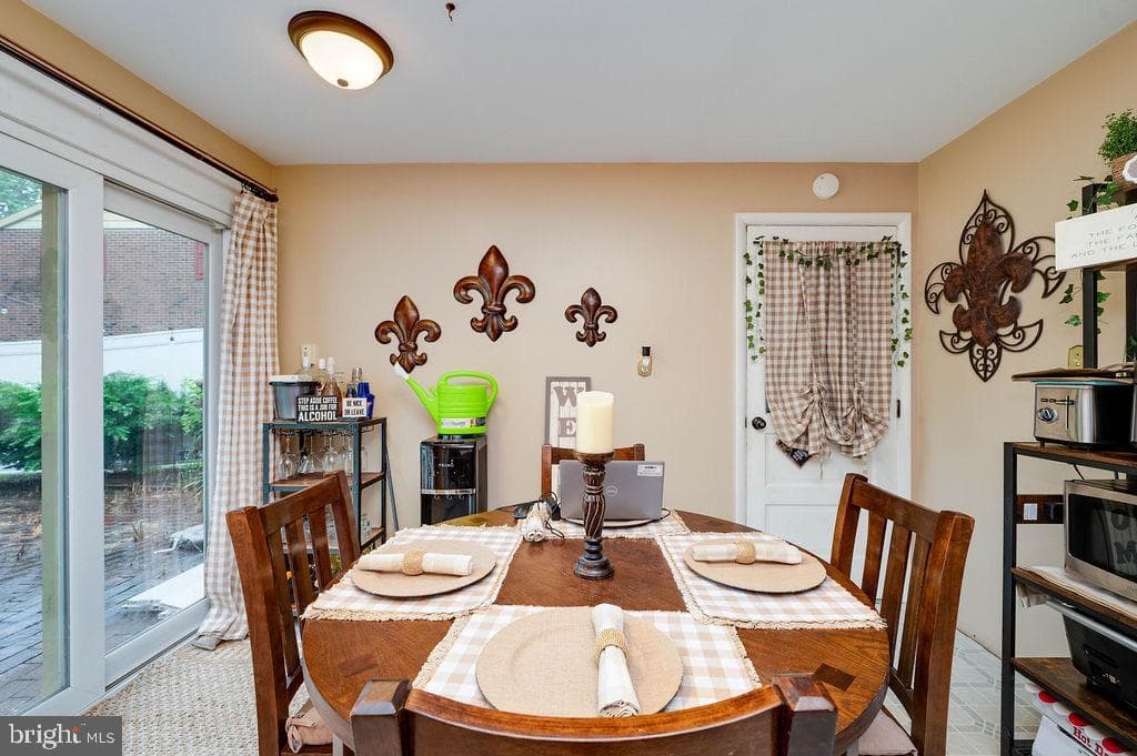 2170 Reading Blvd photo 22