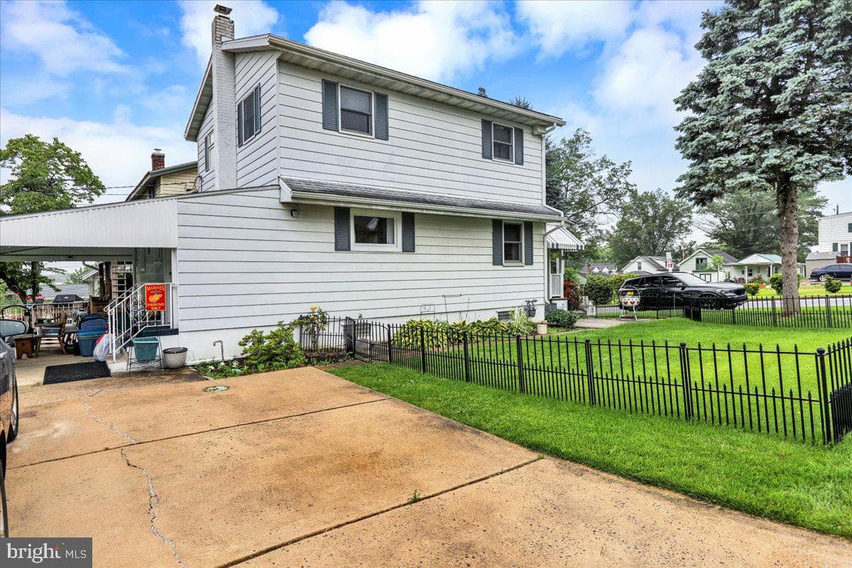 325 Summit Avenue photo 25