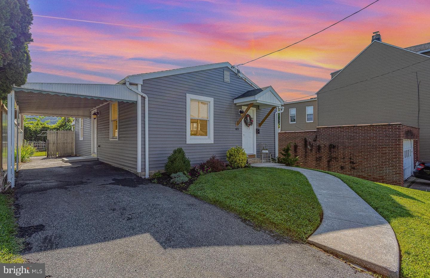 421 Carroll Street photo 1