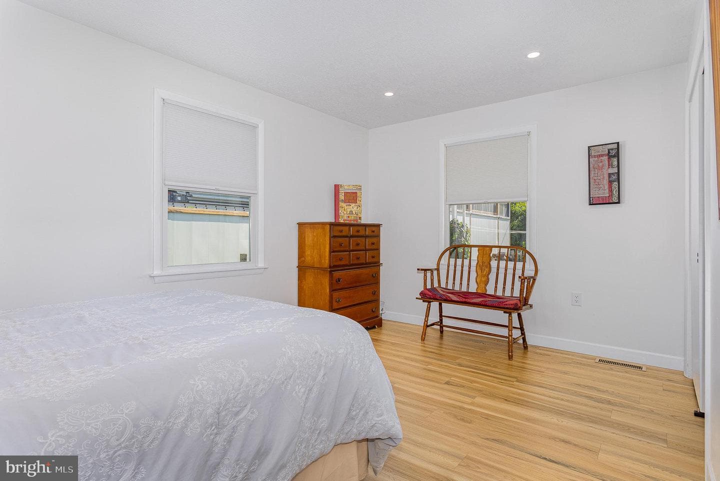 421 Carroll Street photo 14