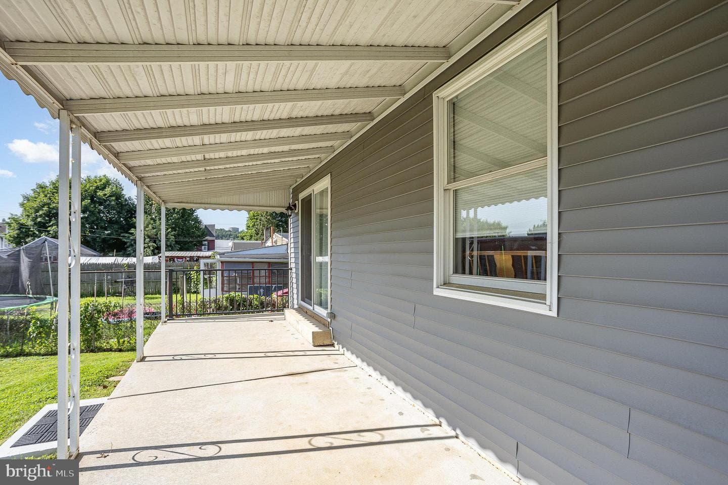 421 Carroll Street photo 23