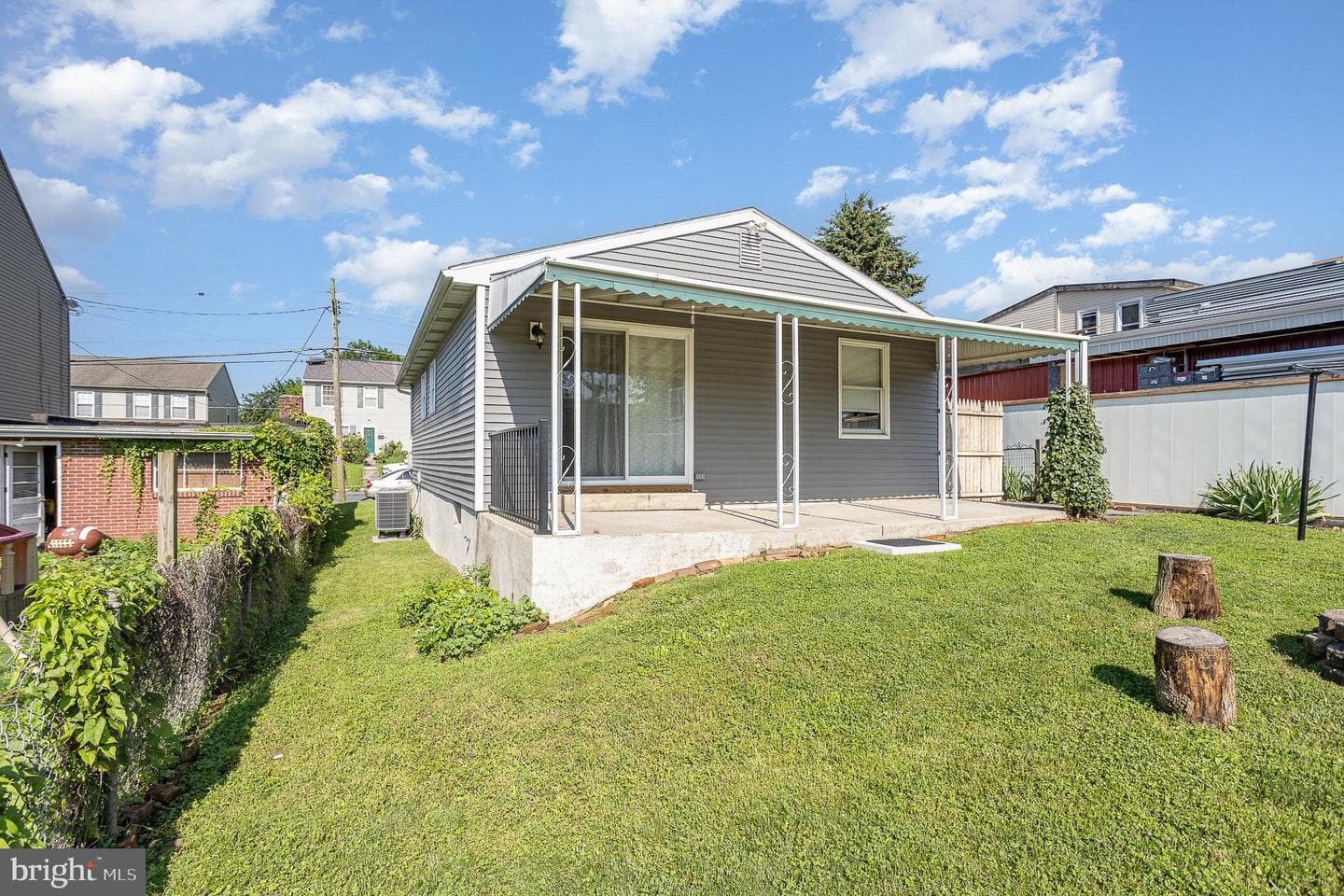 421 Carroll Street photo 27