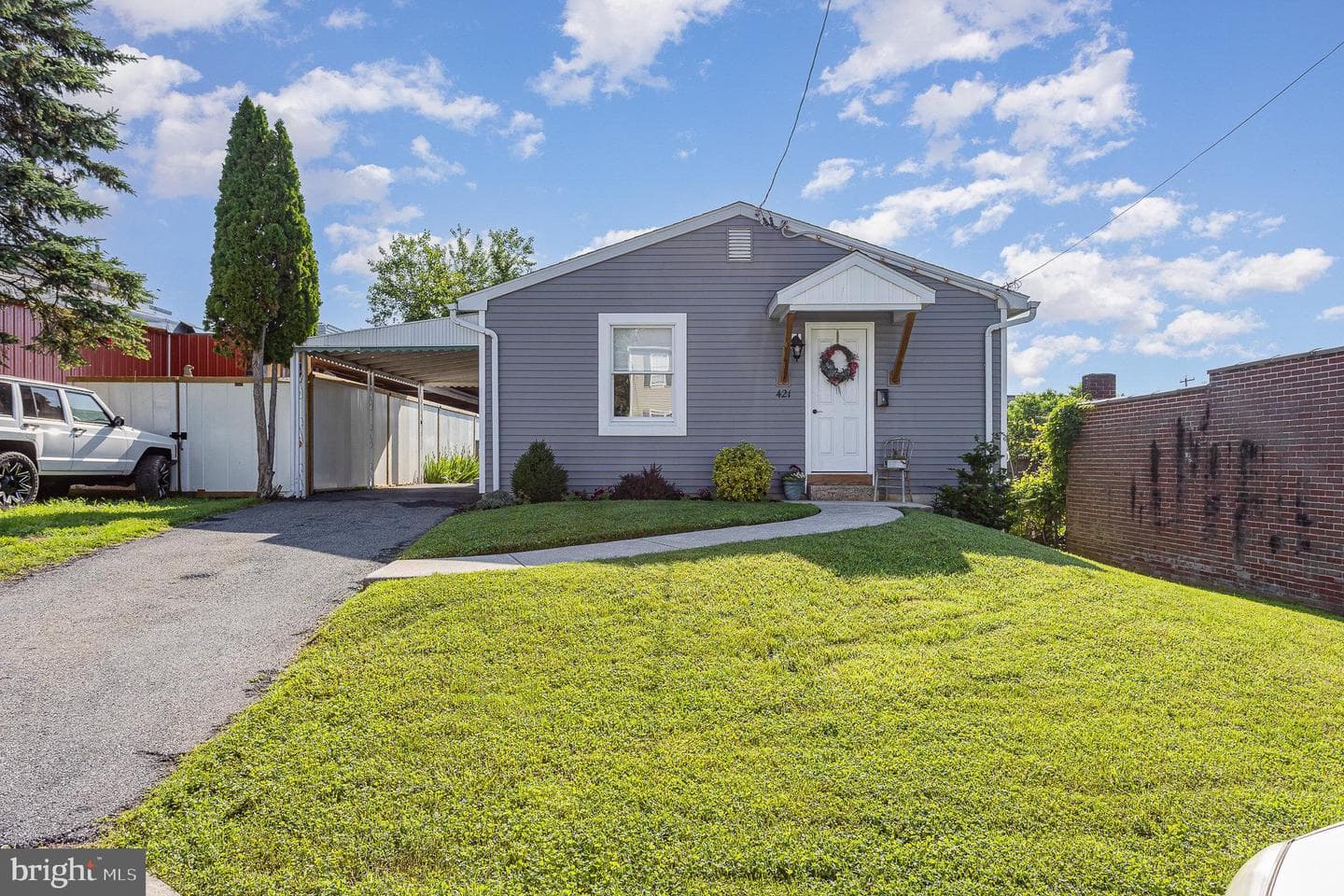 421 Carroll Street photo 3