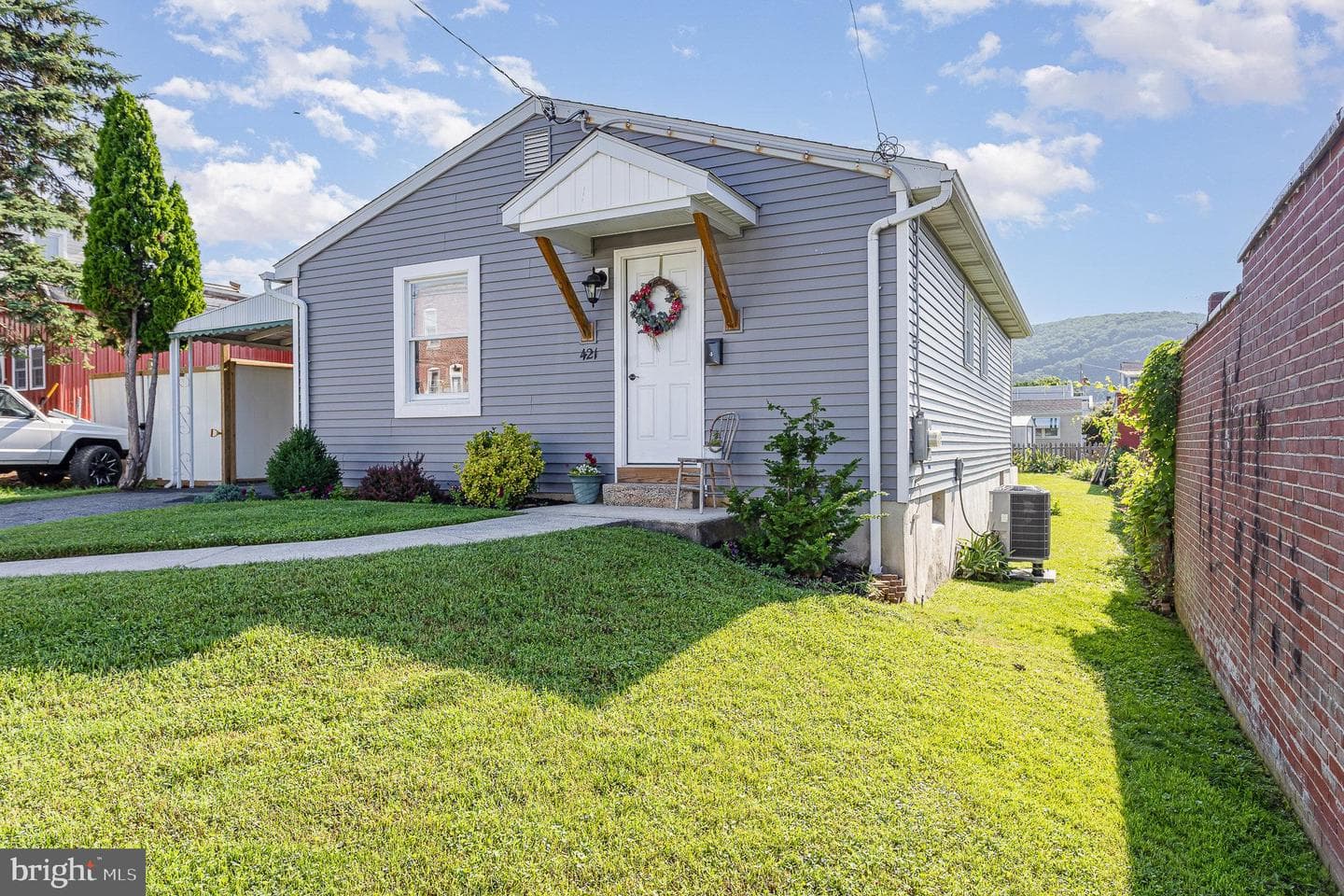 421 Carroll Street photo 4