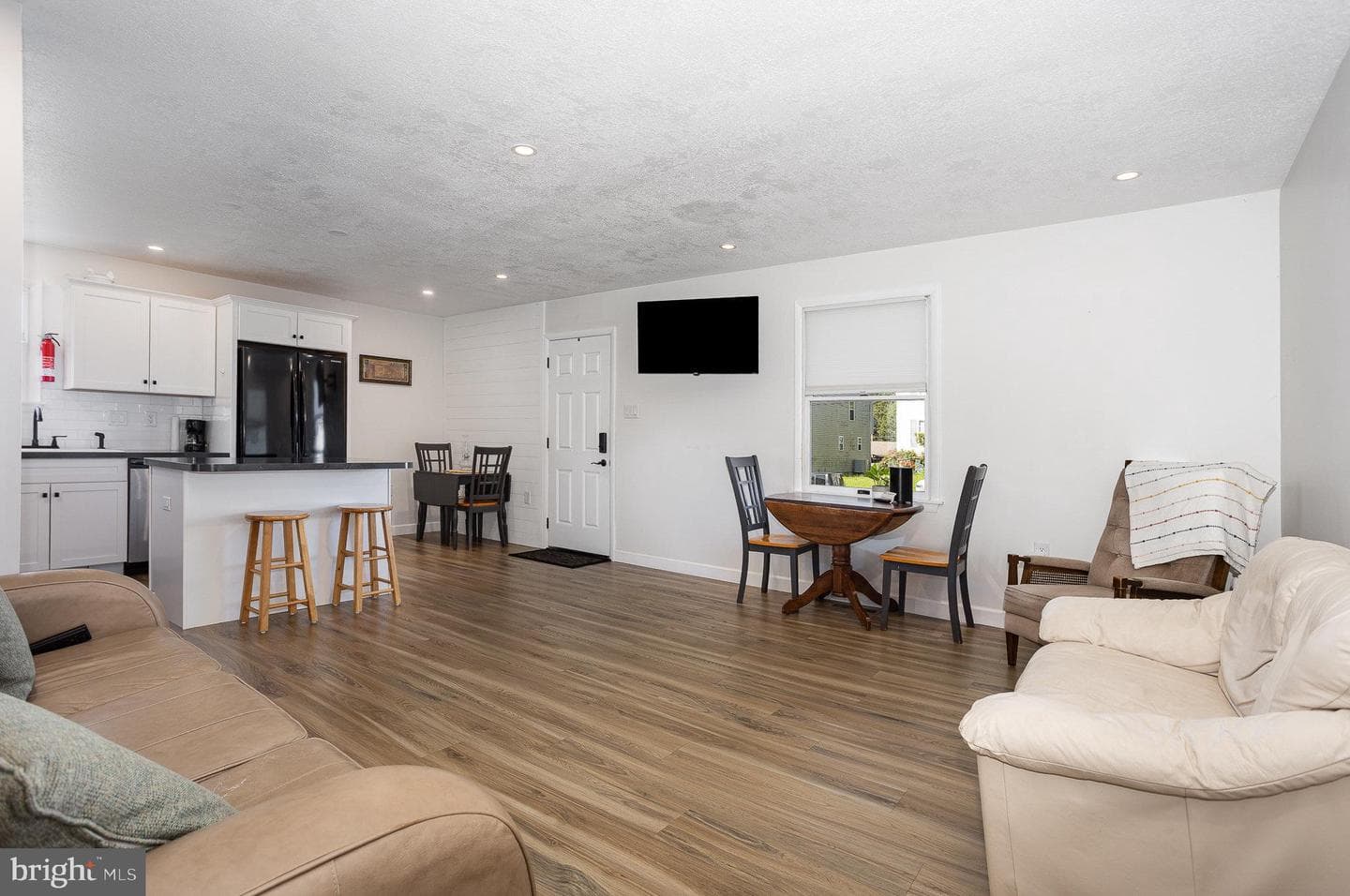 421 Carroll Street photo 7