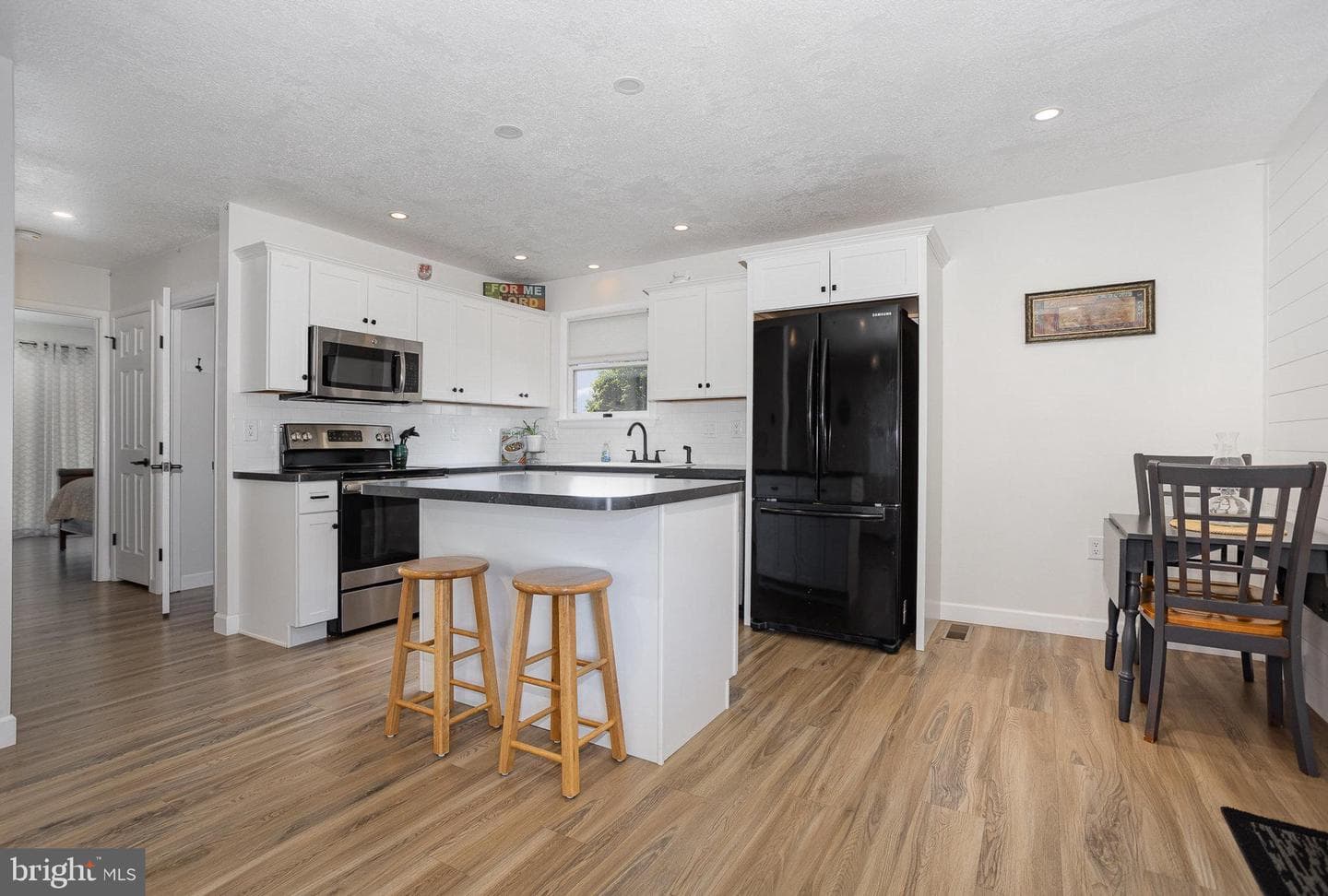 421 Carroll Street photo 9