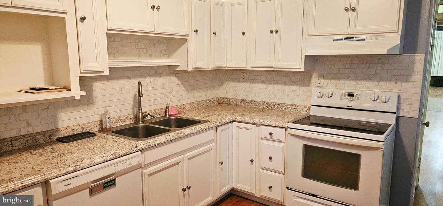 1032 N 4th Street photo 13