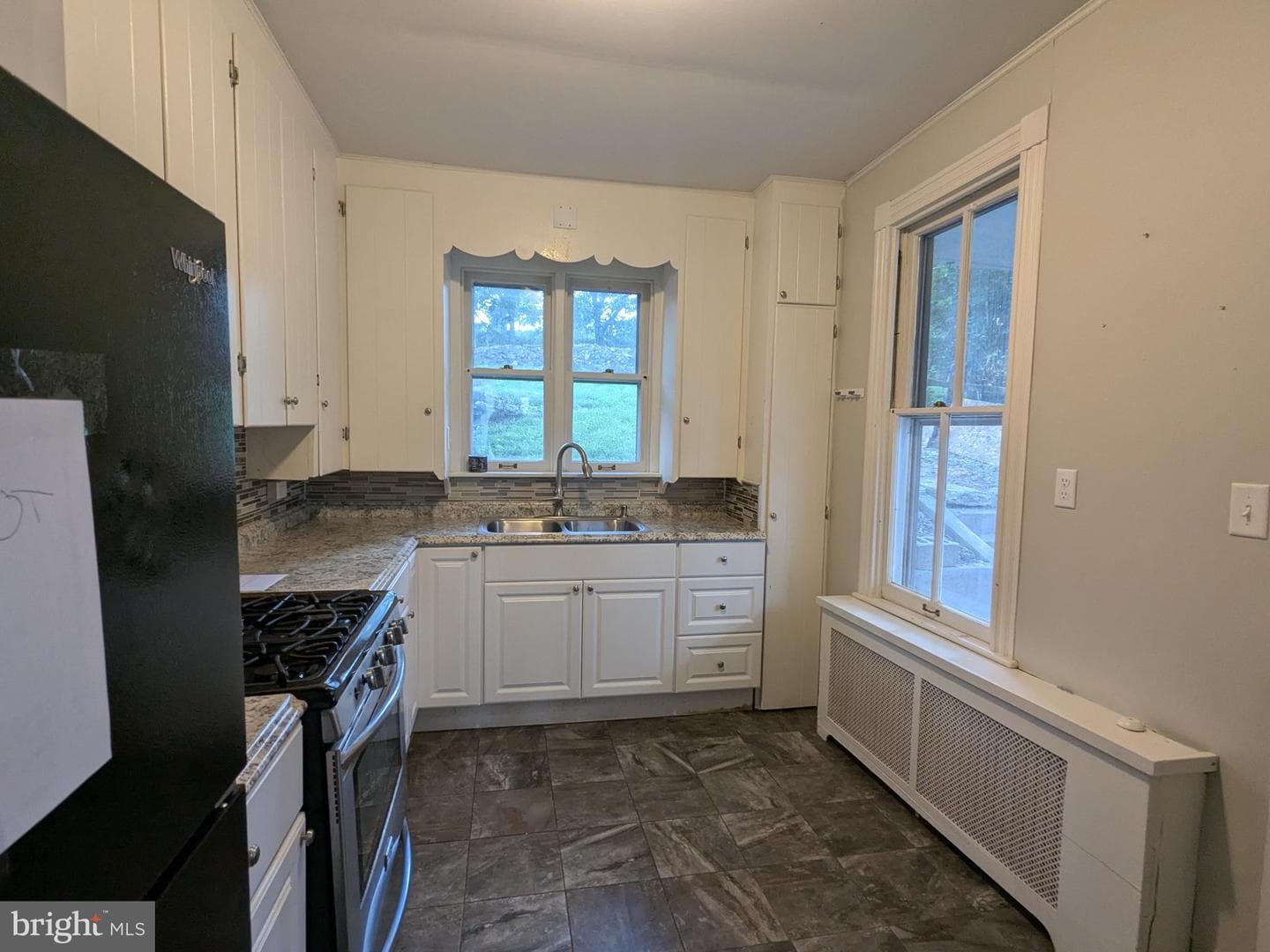 4133 Penn Avenue photo 29