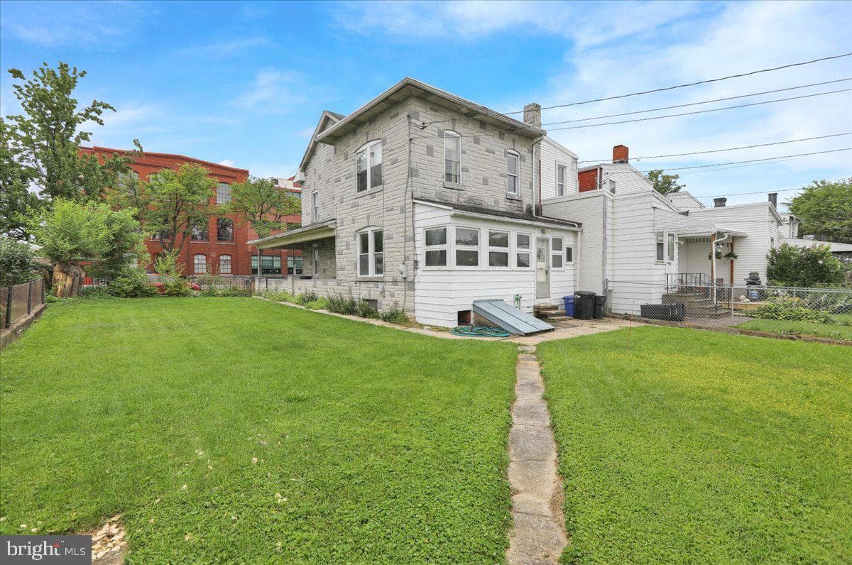 529 Chestnut Street photo 8
